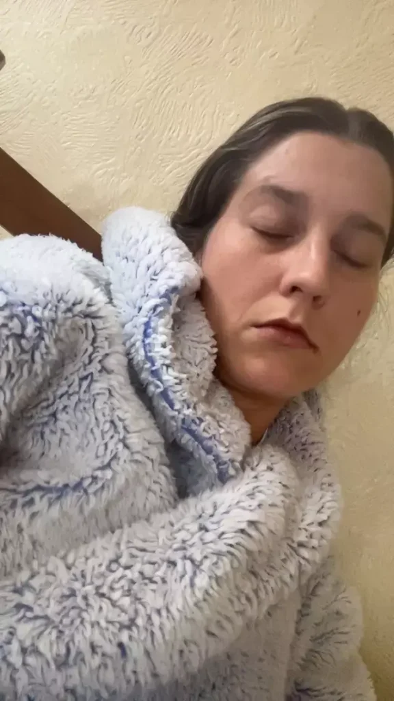 Roberta Alisauskaite detailed how awful she felt in a video.